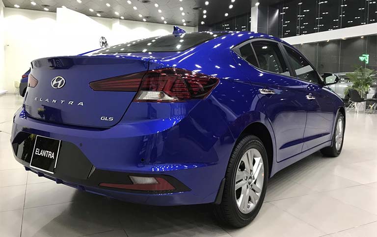 elantra 4